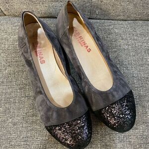 Sabrinas Gray Black Leather Suede Ballet Flats Women’s Size 38